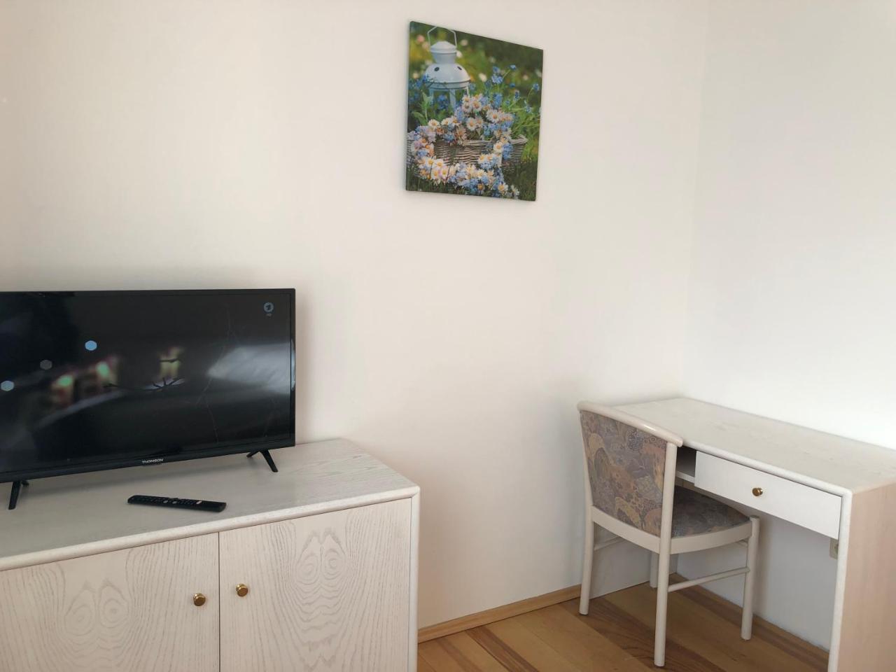 Gasthof Zur Krone Leidersbach ภายนอก รูปภาพ